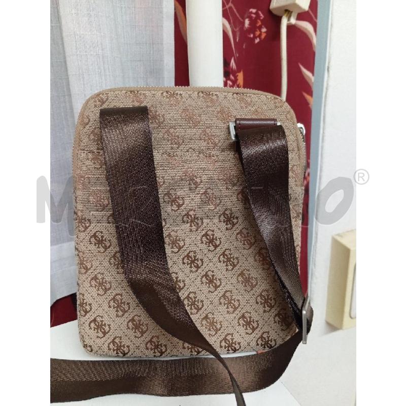 TRACOLLA UOMO GUESS BEIGE | Mercatino dell'Usato Montemurlo 2