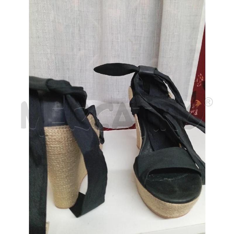 ZEPPA UGG NERO | Mercatino dell'Usato Montemurlo 1
