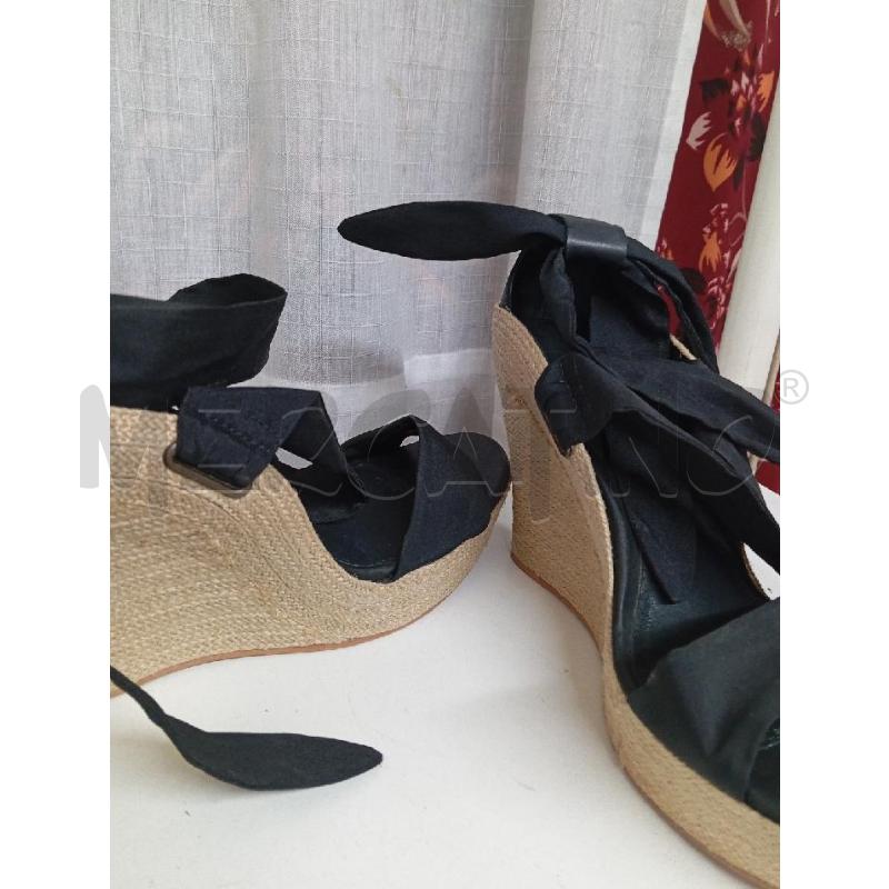 ZEPPA UGG NERO | Mercatino dell'Usato Montemurlo 2