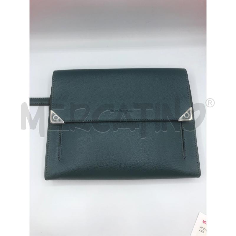 POCHETTE VERDE FERRAGAMO | Mercatino dell'Usato Prato mercato nuovo 1