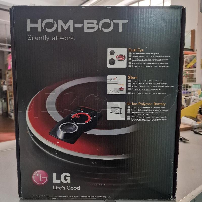 ROBOT LG HOM-BOT ASPIRA E LAVA | Mercatino dell'Usato Pavia 4