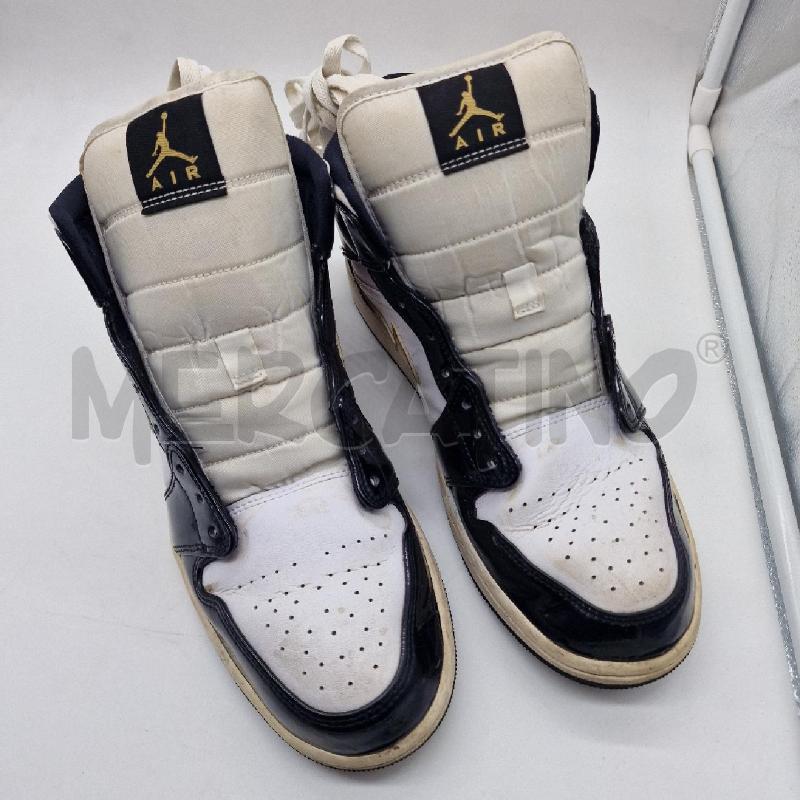 SCARPE UOMO JORDAN SERIE NERO-ORO | Mercatino dell'Usato Pavia 1