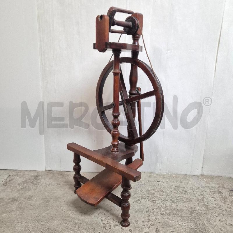 ARCOLAIO A PEDALE ANTICO IN LEGNO | Mercatino dell'Usato Cervia 1