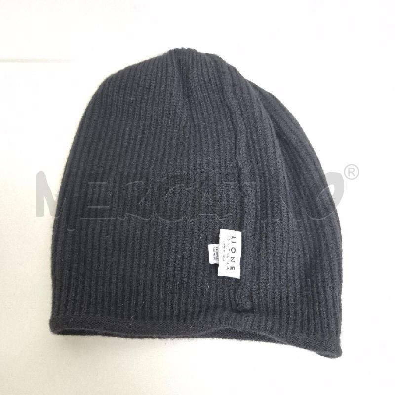 BERRETTO UOMO CASHMERE RIONE FONTANA NERO | Mercatino dell'Usato Cervia 4