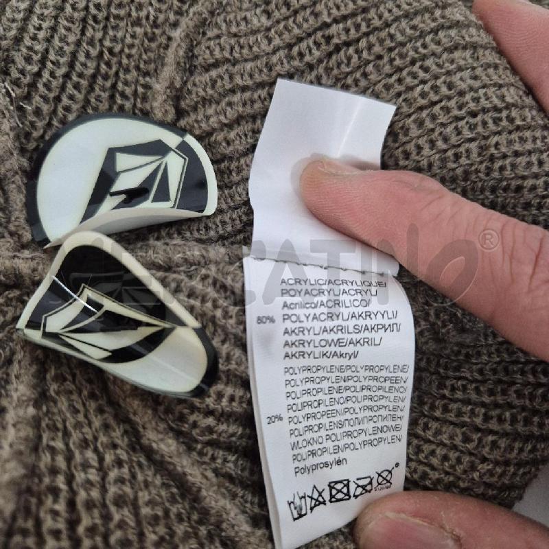 BERRETTO VOLCOM | Mercatino dell'Usato Cervia 5