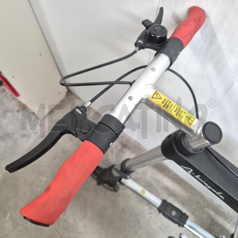 BICICLETTA PIEGHEVOLE A-BICYCLE NERA ROSSA CON BORSA  | Mercatino dell'Usato Cervia 2