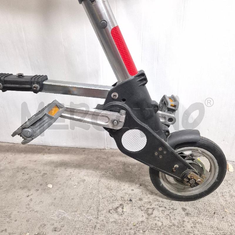 BICICLETTA PIEGHEVOLE A-BICYCLE NERA ROSSA CON BORSA  | Mercatino dell'Usato Cervia 3