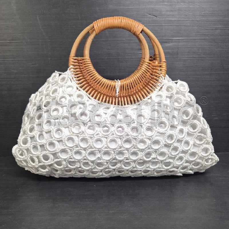 BORSA DONNA BIANCA CERCHI+ MANICO LEGNO VERSARI | Mercatino dell'Usato Cervia 2