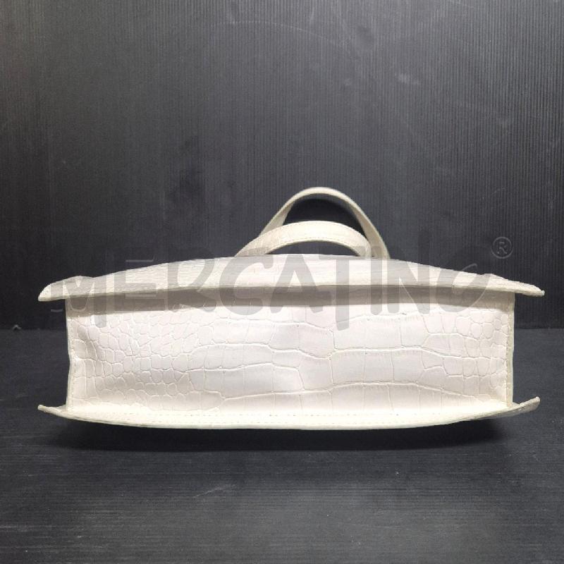 BORSA DONNA BLUMARINE BLUGIRL BIANCA VERNICE | Mercatino dell'Usato Cervia 4