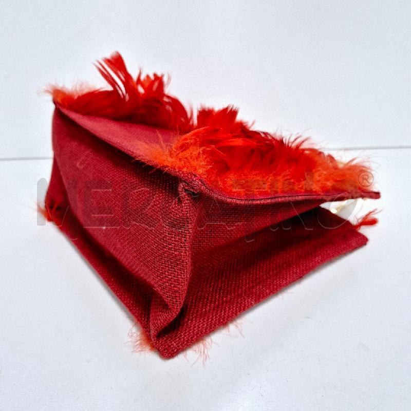 BORSA DONNA ROSSA PIUME E MANICI DORATI HAND MADE | Mercatino dell'Usato Cervia 4