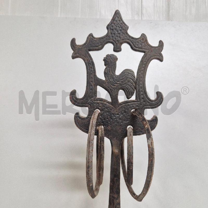 CAVEJA IN METALLO BASE LEGNO | Mercatino dell'Usato Cervia 2