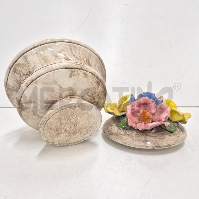 CENTROTAVOLA VASO BEIGE SFUMATO CON COPERCHIO FIORI IN CERAMICA | Mercatino dell'Usato Cervia 5