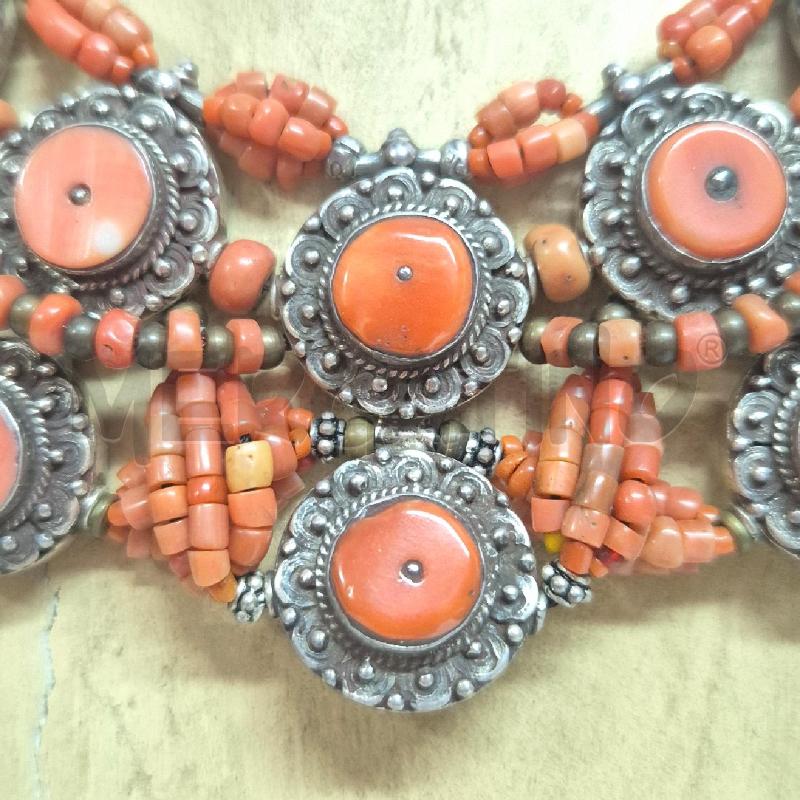 COLLANA ETNICA CORALLI E SFERE DECORATE | Mercatino dell'Usato Cervia 2