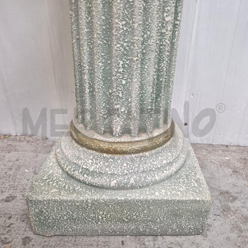 COLONNA CAPITELLO PIÙ VASO VERDE PUNTINATO RIGA DORATA RESINA | Mercatino dell'Usato Cervia 2