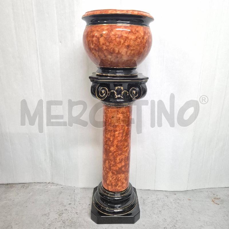 COLONNA PIÙ VASO CERAMICA NERA DECORI DORATI | Mercatino dell'Usato Cervia 1