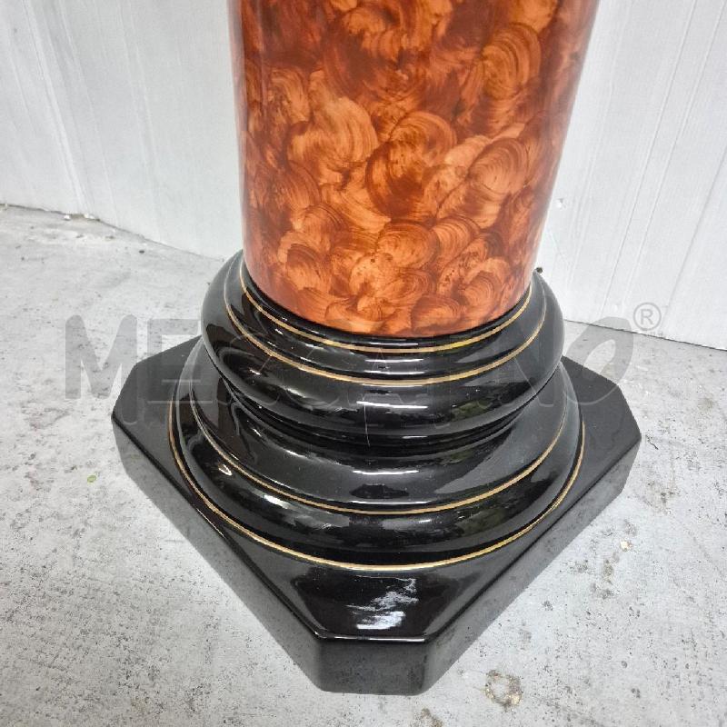 COLONNA PIÙ VASO CERAMICA NERA DECORI DORATI | Mercatino dell'Usato Cervia 4