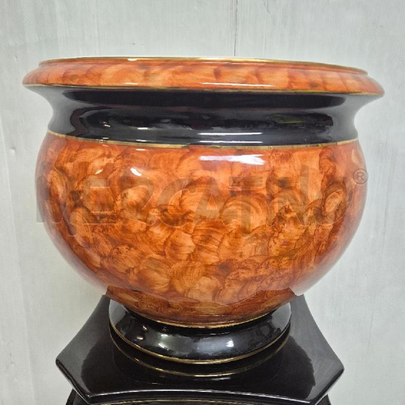 COLONNA PIÙ VASO CERAMICA NERA DECORI DORATI | Mercatino dell'Usato Cervia 5