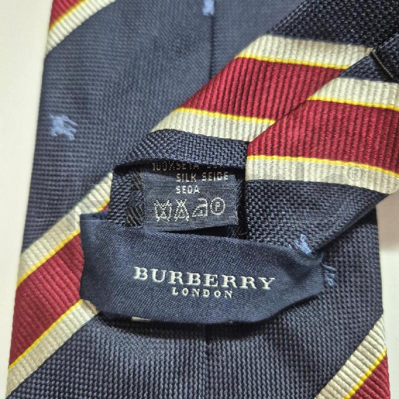 CRAVATTA BURBERRY BLU RIGHE PANNA BORDEAUX | Mercatino dell'Usato Cervia 5