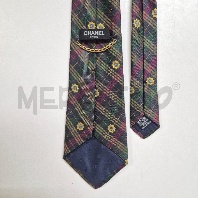 CRAVATTA CHANEL SCOZZESE VERDE FUCSIA LOGHI AZZURRI | Mercatino dell'Usato Cervia 4