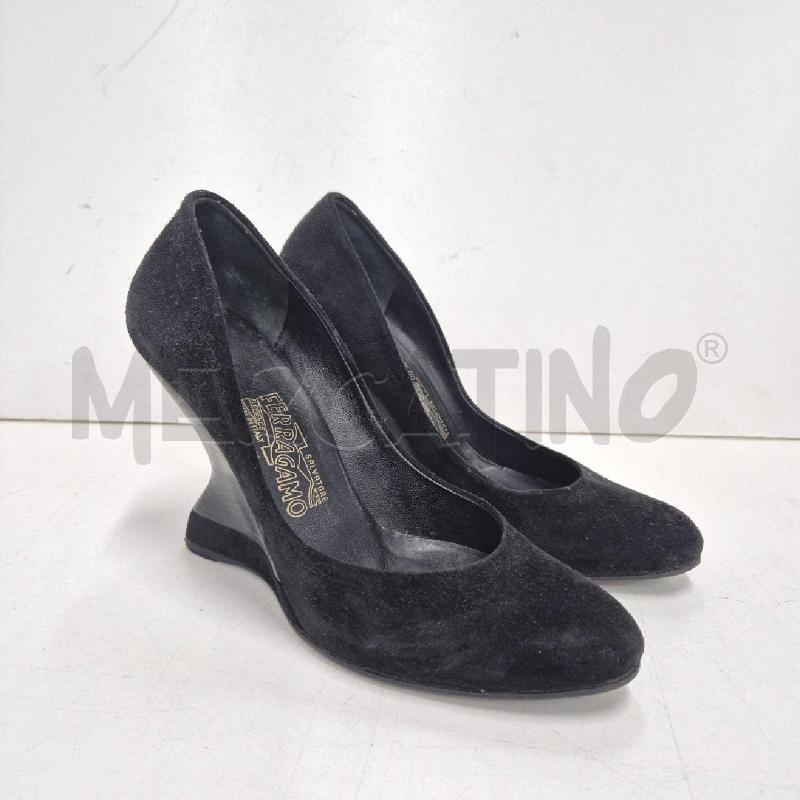 DECOLLETE FERRAGAMO NERA SCAMOSCIATA | Mercatino dell'Usato Cervia 1