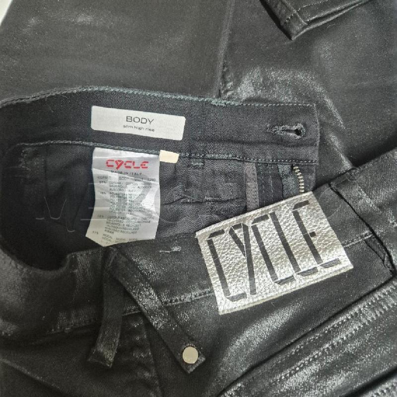JEANS DONNA CYCLE NERO LAMINATO | Mercatino dell'Usato Cervia 5