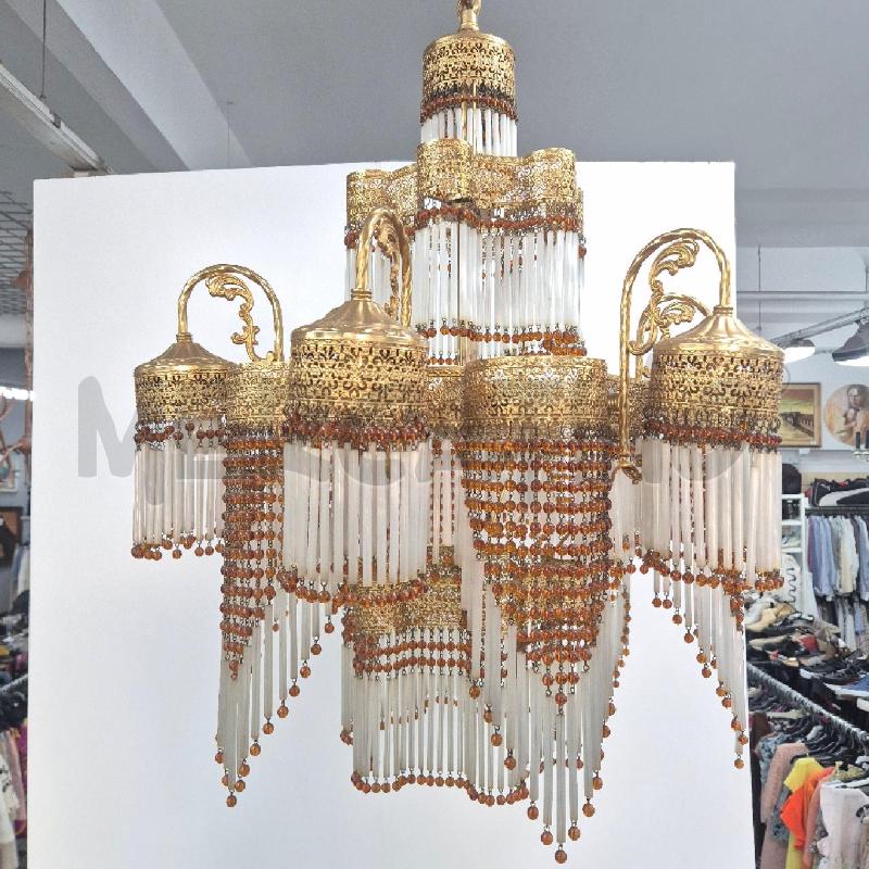 LAMPADARIO ETNICO STRUTTURA DORATA PENDAGLI VETRO BIANCHI | Mercatino dell'Usato Cervia 1