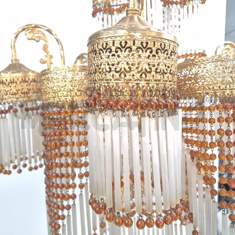 LAMPADARIO ETNICO STRUTTURA DORATA PENDAGLI VETRO BIANCHI | Mercatino dell'Usato Cervia 3