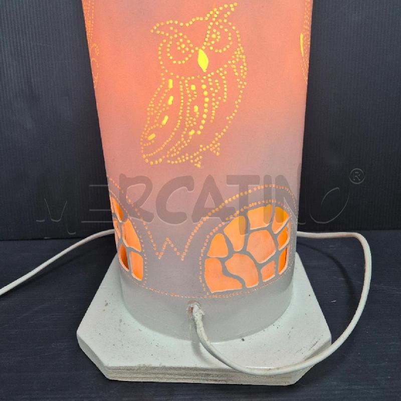 LAMPADA ARTIGIANALE PLASTICA GUFI BASE LEGNO | Mercatino dell'Usato Cervia 3