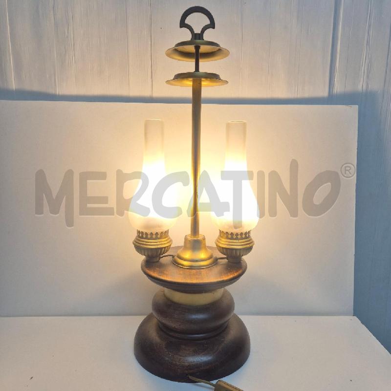 LAMPADA DOPPIO LUME BASE LEGNO STRUTTURA OTTONE | Mercatino dell'Usato Cervia 1