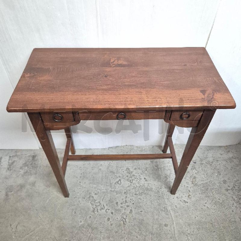 MOBILETTO SCRIVANIA LEGNO 3 CASSETTI MANIGLIE ANELLO METALLO | Mercatino dell'Usato Cervia 5