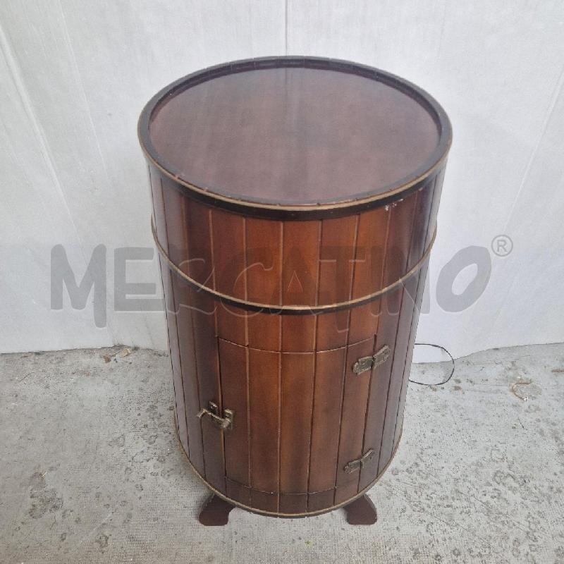 MOBILE PORTABOTTIGLIE IN LEGNO FORMA BOTTE CON LUCE INTERNA | Mercatino dell'Usato Cervia 2