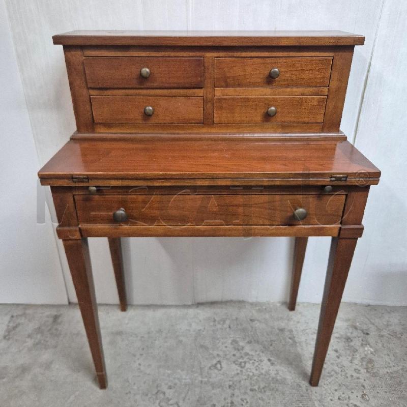 MOBILE SCRIVANIA LEGNO 4 CASSETTINI PIANO APRIBILE | Mercatino dell'Usato Cervia 1