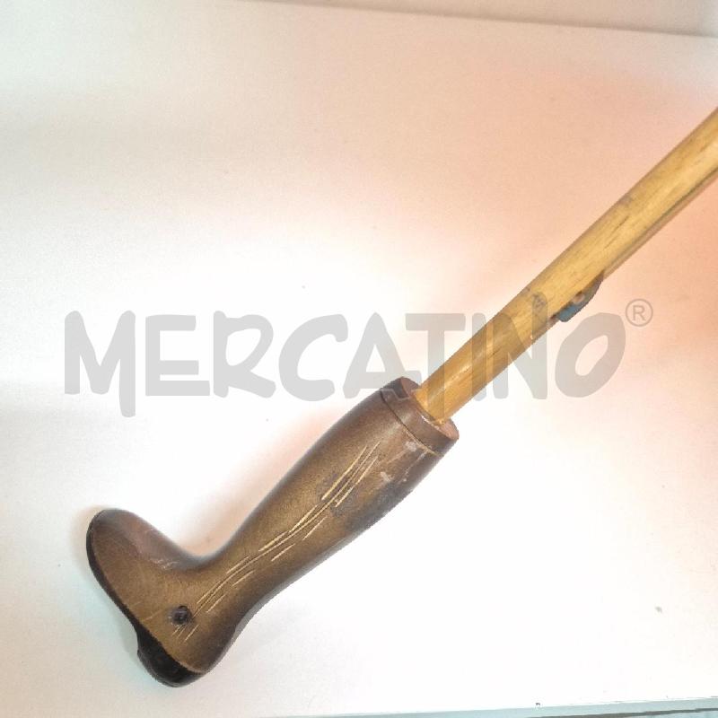 OMBRELLO ARANCIONE MANICO STIVALE | Mercatino dell'Usato Cervia 5