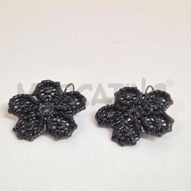 ORECCHINI LA GRIFFE FIORE NERO | Mercatino dell'Usato Cervia 2