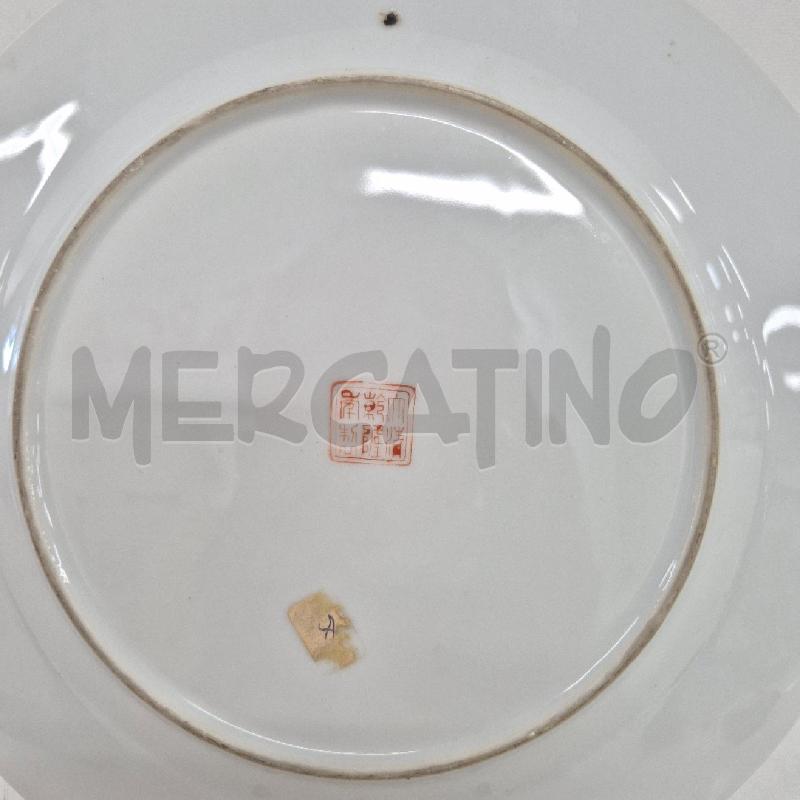PIATTO GIAPPONESE DISEGNI IN RILIEVO | Mercatino dell'Usato Cervia 5