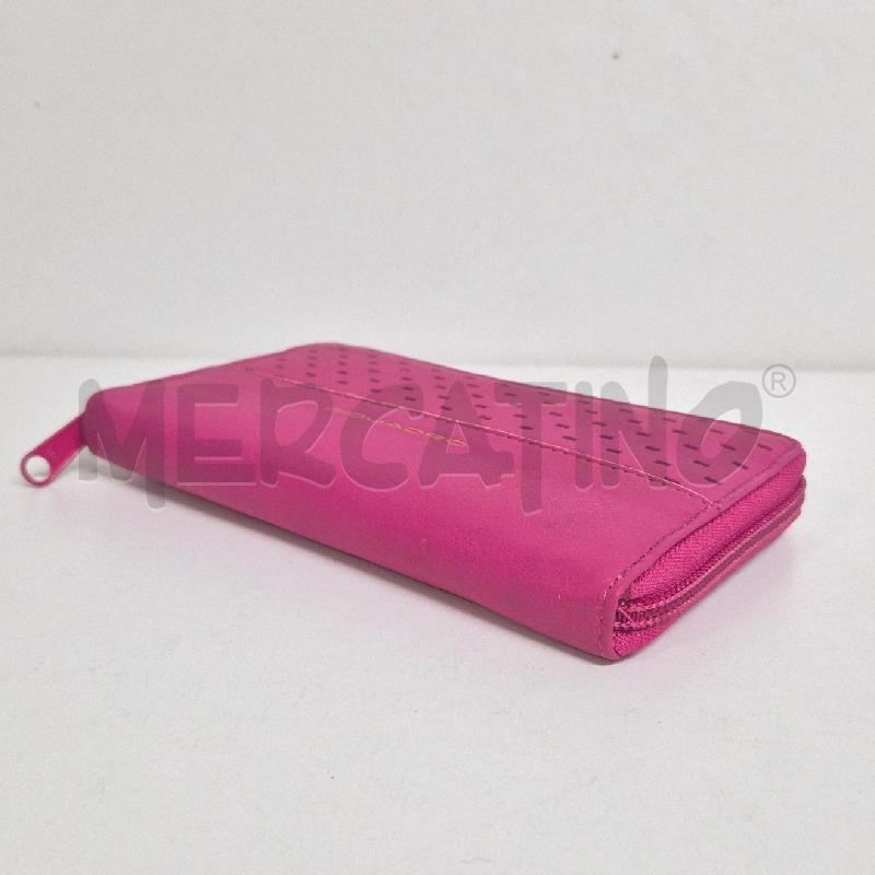 PORTA FOGLIO PIQUADRO FUCSIA TRAFORATO | Mercatino dell'Usato Cervia 3