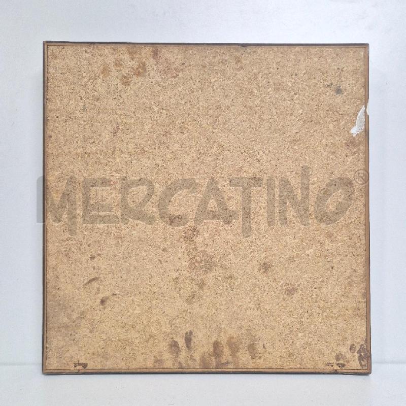 QUADRO FORMELLA DONNA SU CRETA SU FONDO LEGNO ARANCIONE | Mercatino dell'Usato Cervia 5