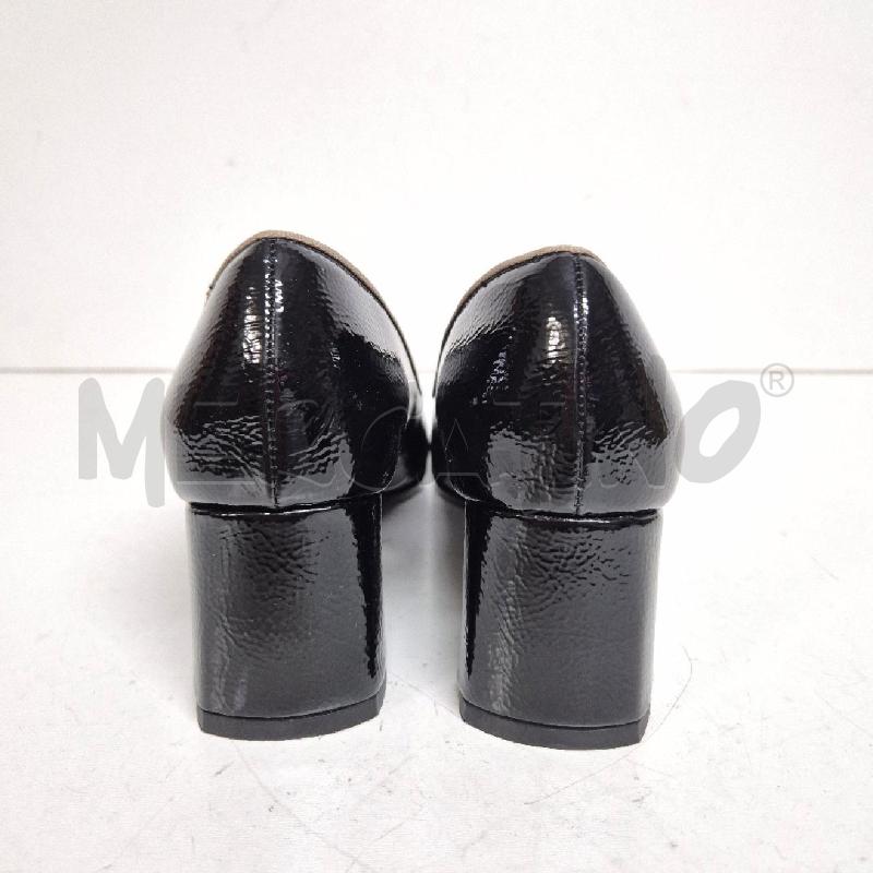 SCARPE DONNA NERE BORCHIE DORATELATIKA | Mercatino dell'Usato Cervia 4