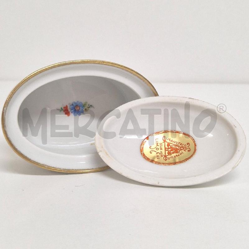 SCATOLINA OVALE ST. MARTIAL LIMOGES BIANCA CON ROSE | Mercatino dell'Usato Cervia 3