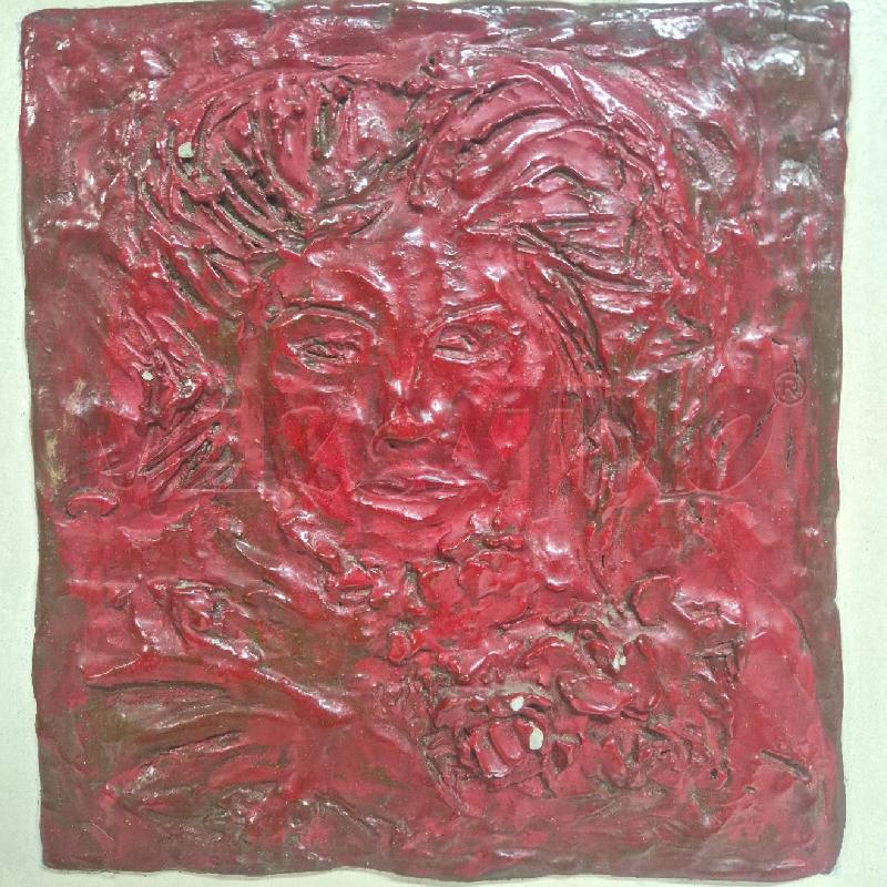 SCULTURA DONNA CERAMICA ROSSO  | Mercatino dell'Usato Cervia 2