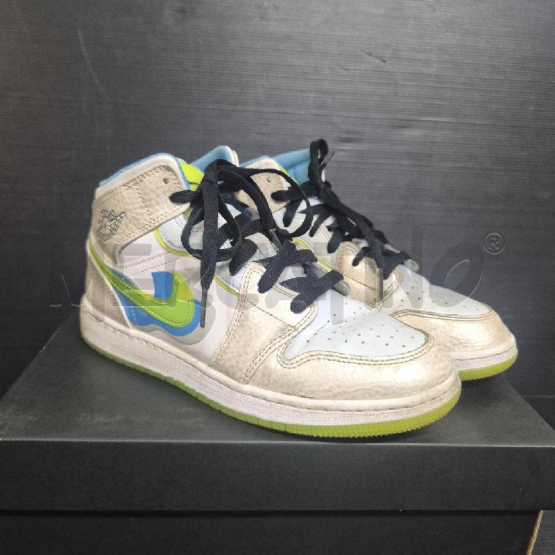 SNEAKERS DONNA AIR JORDAN  1MIDSE WARPED SWOOSH | Mercatino dell'Usato Cervia 1