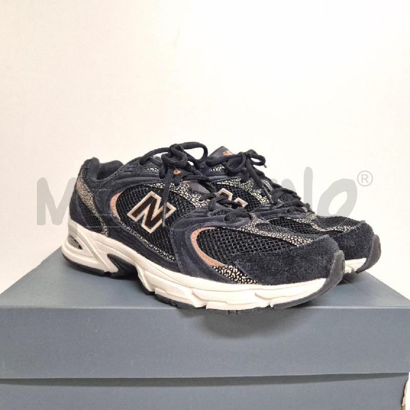 SNEAKERS NEW BALANCE 530 NERE PROFILI BIANCHI ROSA | Mercatino dell'Usato Cervia 1