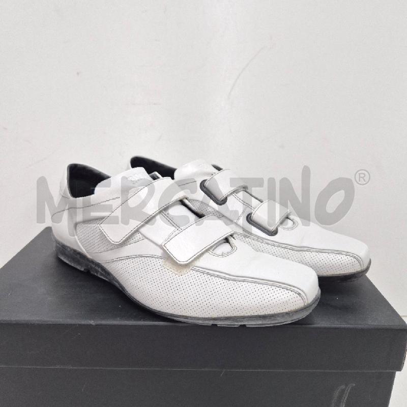 SNEAKERS UOMO BOSS BIANCO  | Mercatino dell'Usato Cervia 1