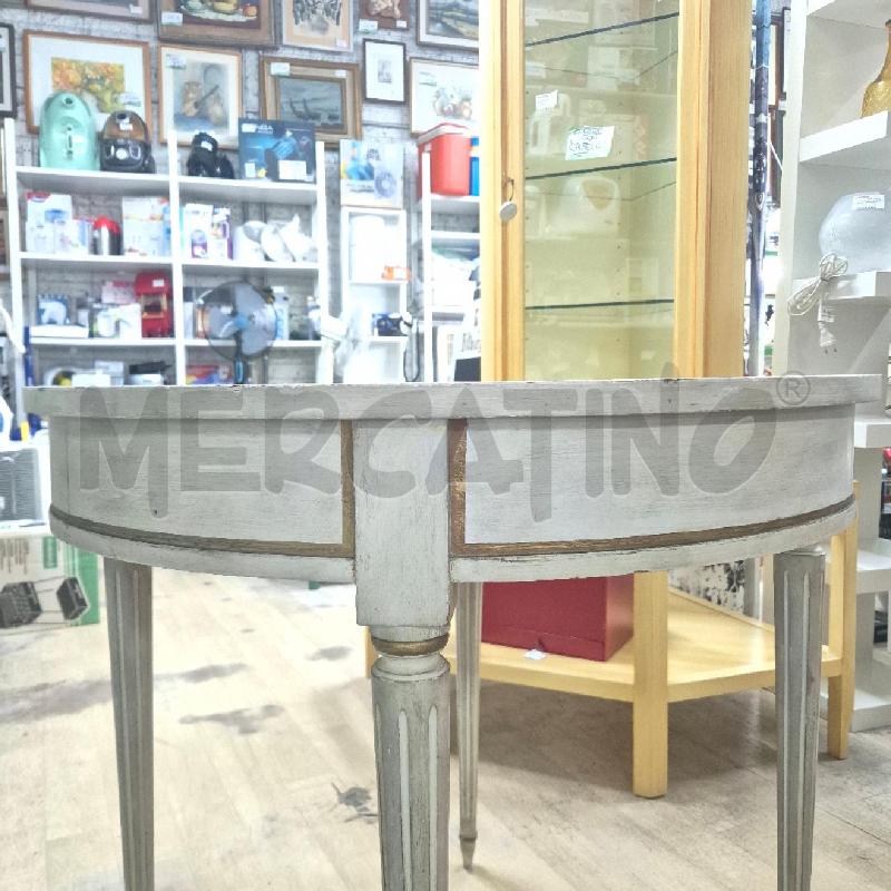 TAVOLINO TONDO BIANCO PIANO E DECORI MARRONI | Mercatino dell'Usato Cervia 2