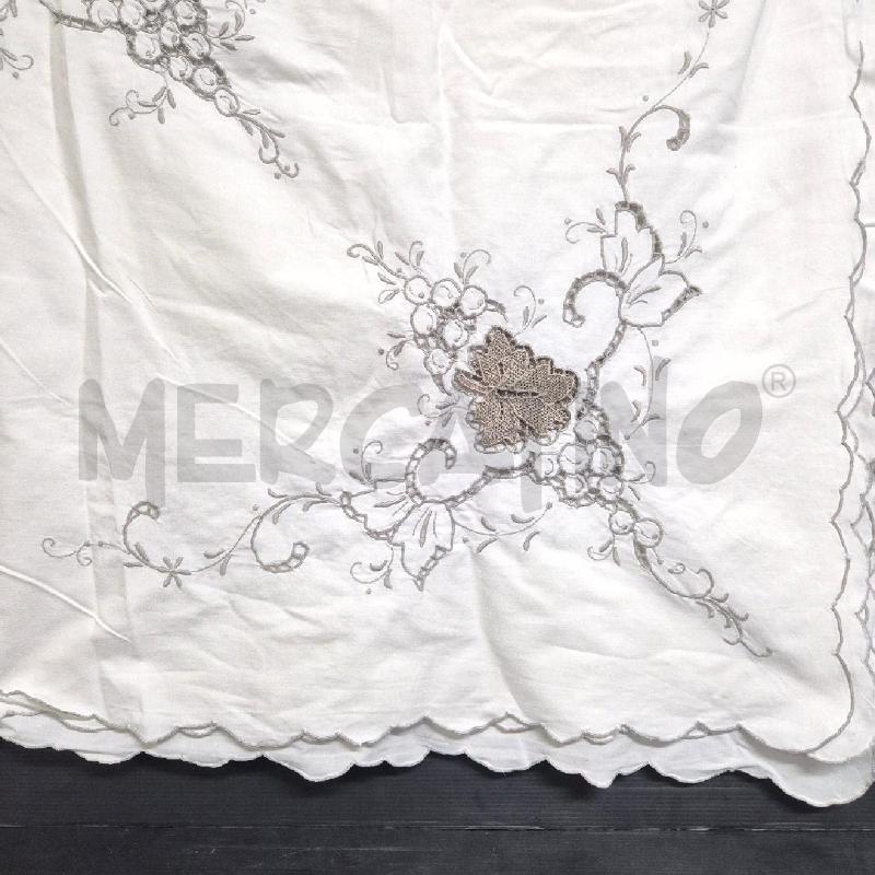 TOVAGLIA RETTANGOLA BIANCA CON RICAMI TORTORA 260X160 | Mercatino dell'Usato Cervia 2