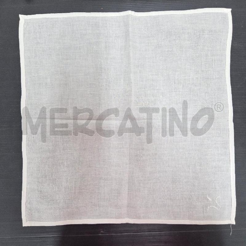 TOVAGLIA TONDA BIANCA CON RICAMO CON 6 TOVAGLIOLI | Mercatino dell'Usato Cervia 5