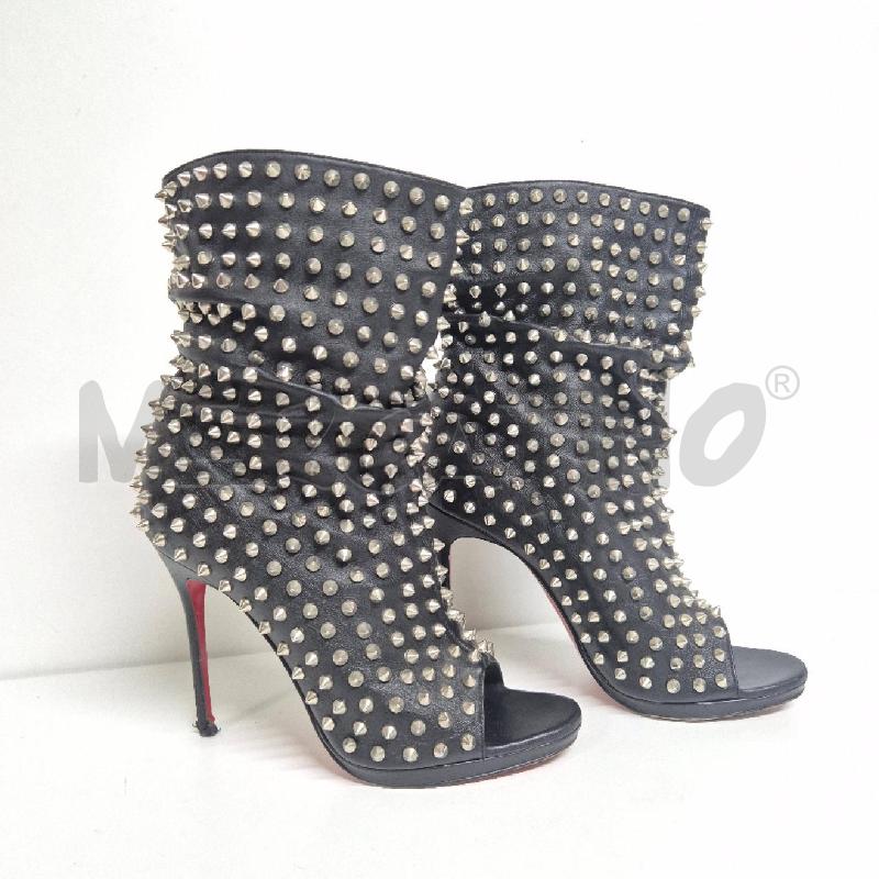 TRONCHETTO SPUNTATO CHRISTIAN LOUBOUTIN NERO BORCHIE | Mercatino dell'Usato Cervia 2
