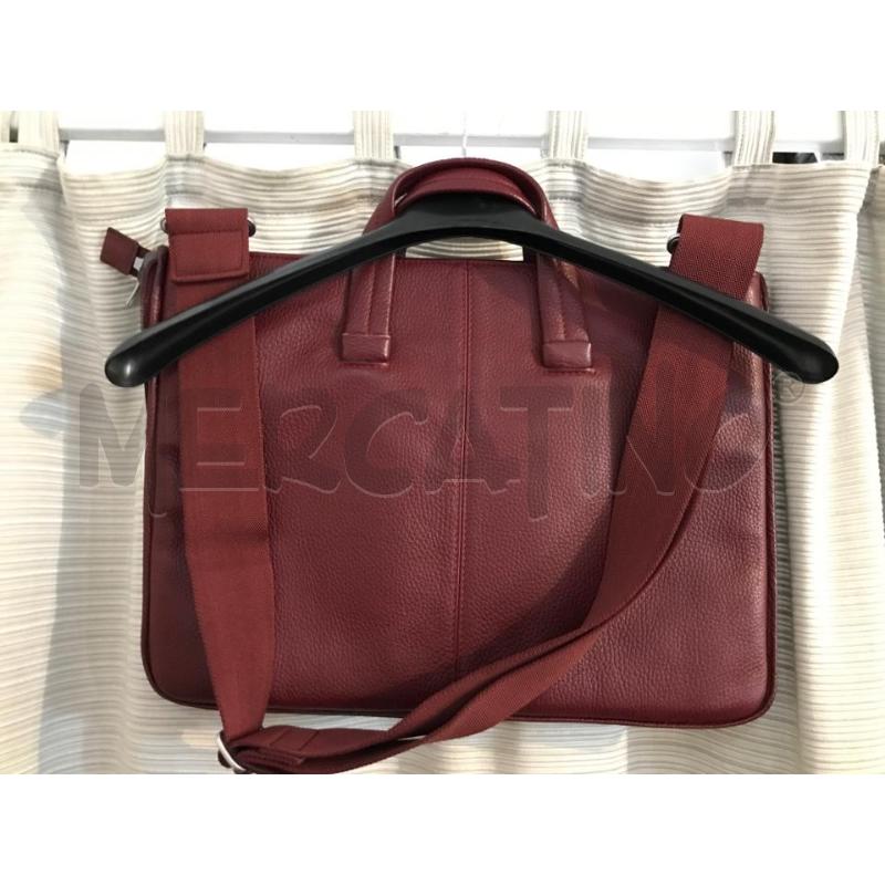 BORSA UFFICIO MANDARINA DUCK PELLE BORDEAUX TRACOLLA  | Mercatino dell'Usato Faenza 3