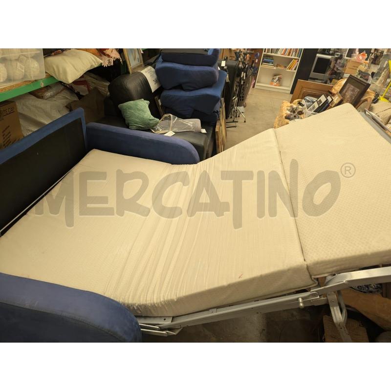 DIVANO LETTO BLU RETE ESTRAIBILE | Mercatino dell'Usato Faenza 3