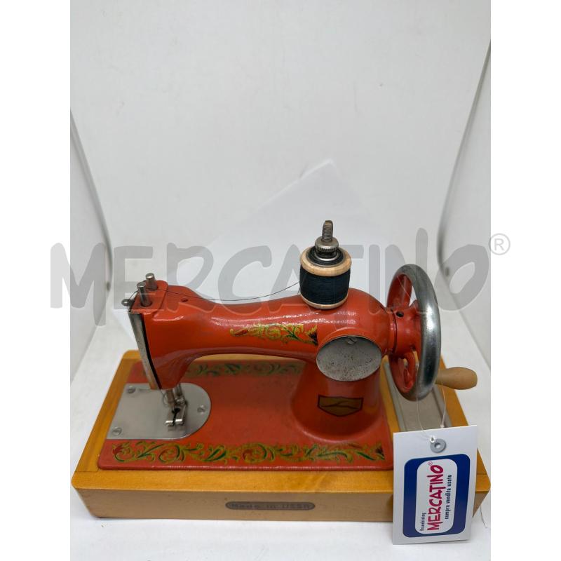 MACCHININA CUCIRE URSS GIOCO COLLEZIONE ARREDO  | Mercatino dell'Usato Faenza 4